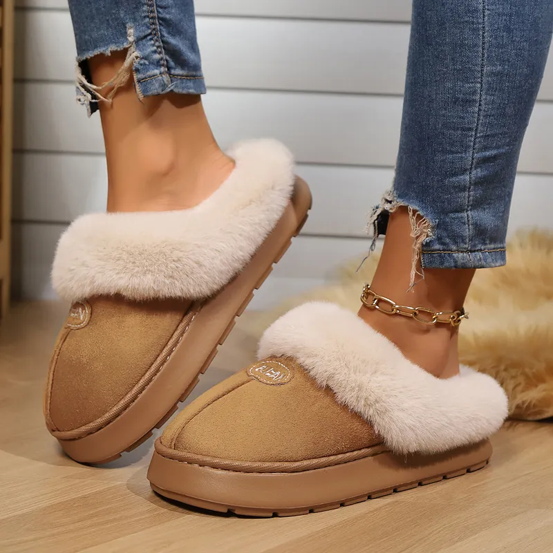 2024 Nuevos toboganes de envío gratis zapatos para mujeres de diseño gruesas zapatillas de algodón soledas zapatillas de abajo p