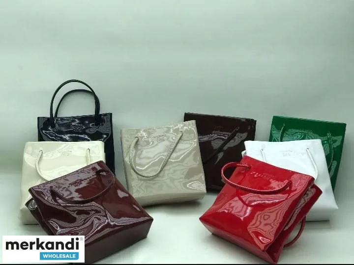 Bolsos de mujer de moda Dmy, al por mayor, opciones coloridas.