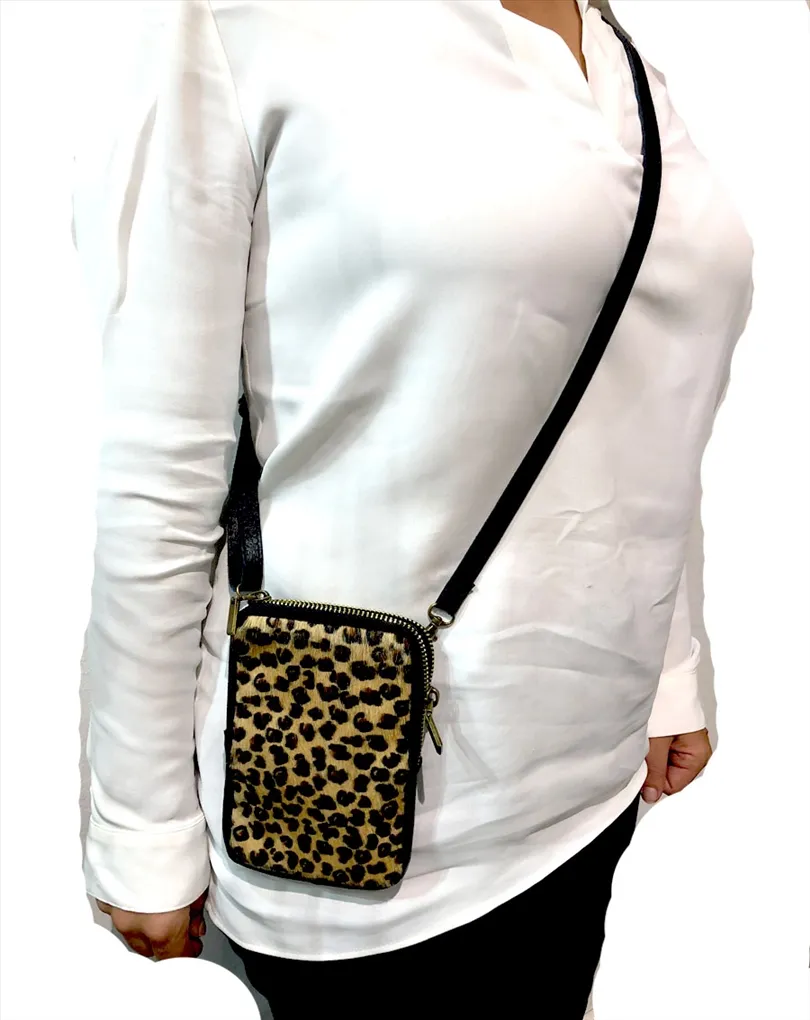 BOLSOS MOVIL DE PIEL CON DIBUJO DE LEOPARDO MANCHA GRANDE