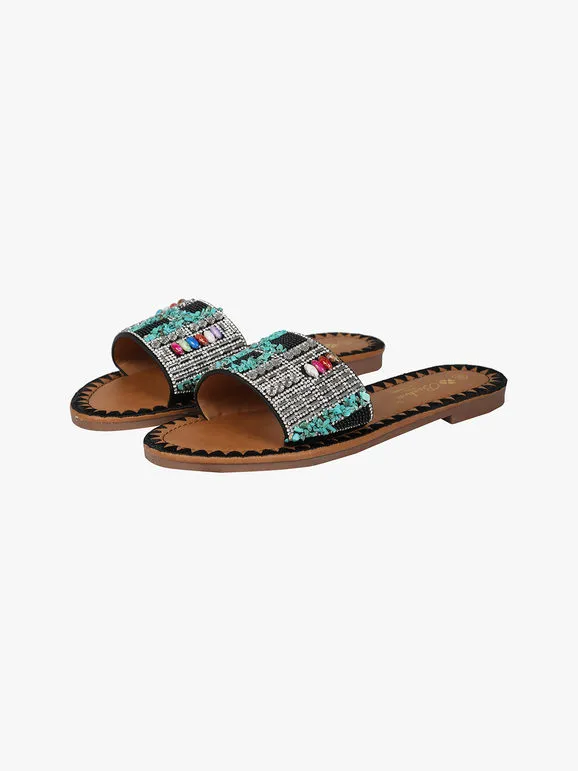 Bonheur Zapatillas de mujer bordadas con piedras y abalorios.