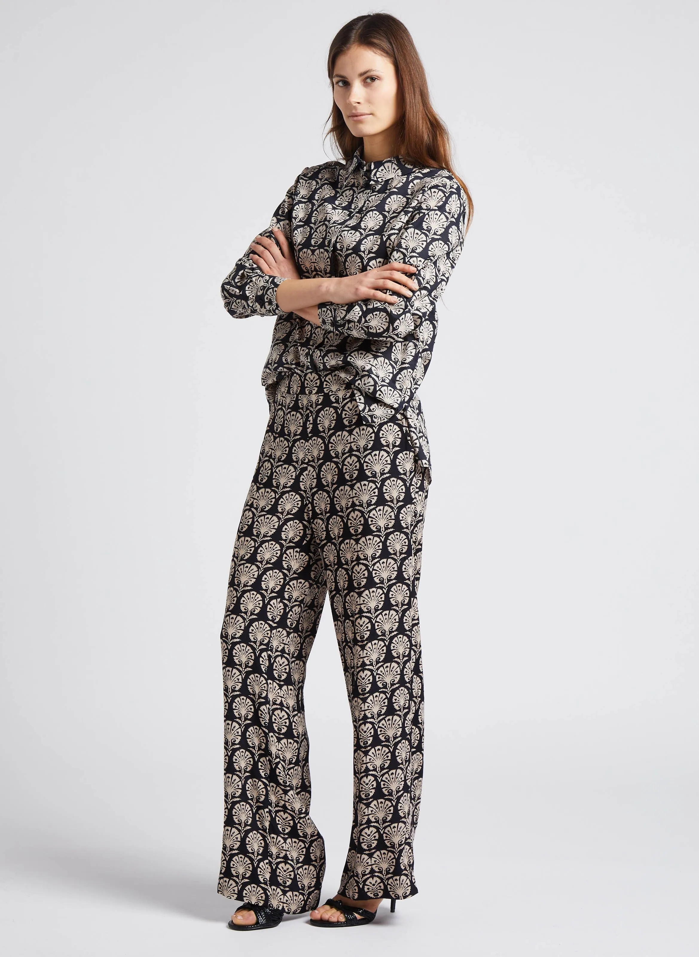MAISON 123 LEANA BIS  PANTALóN FLUIDO ESTAMPADO EN NEGRO