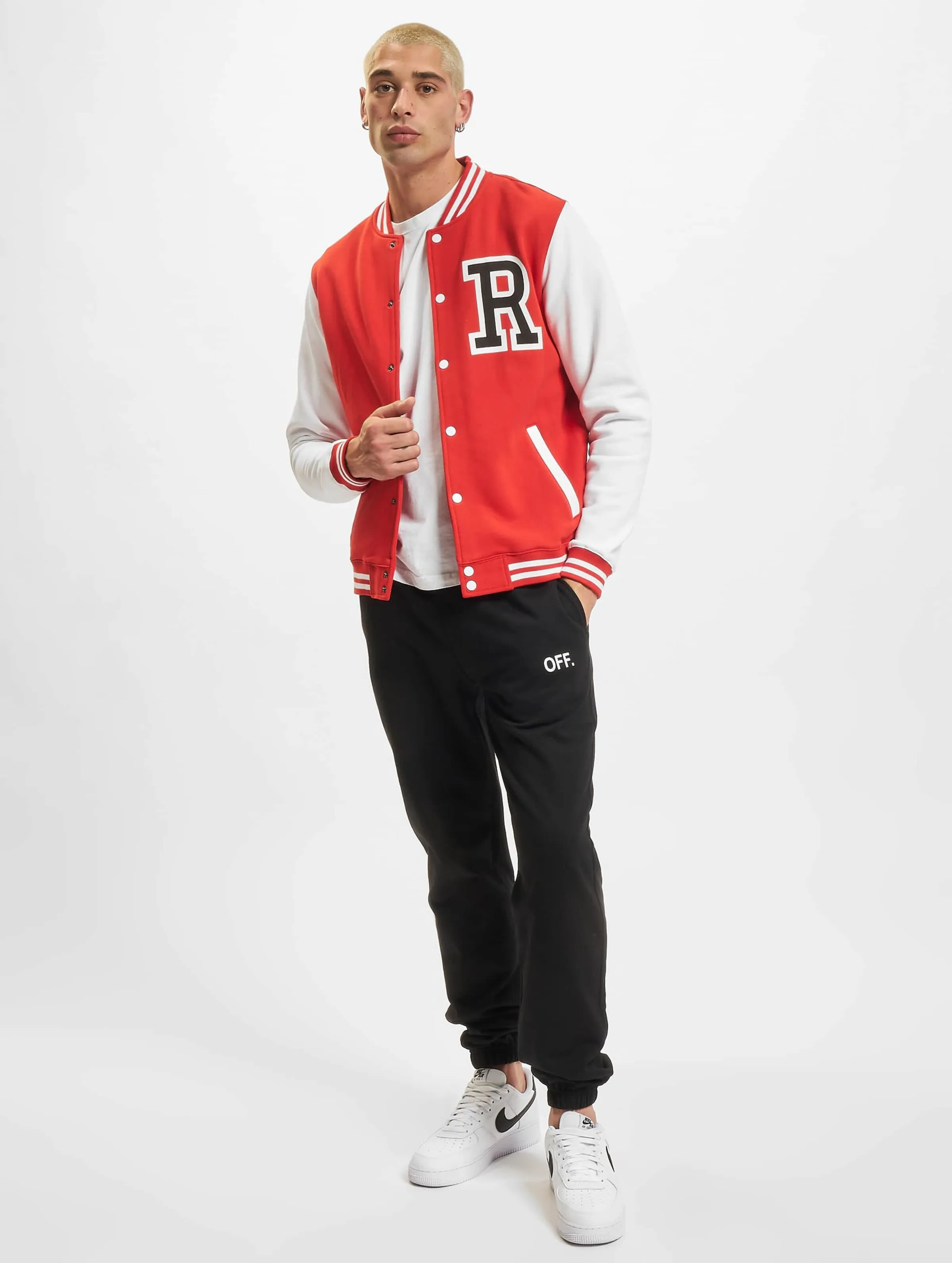 Mister Tee ose College