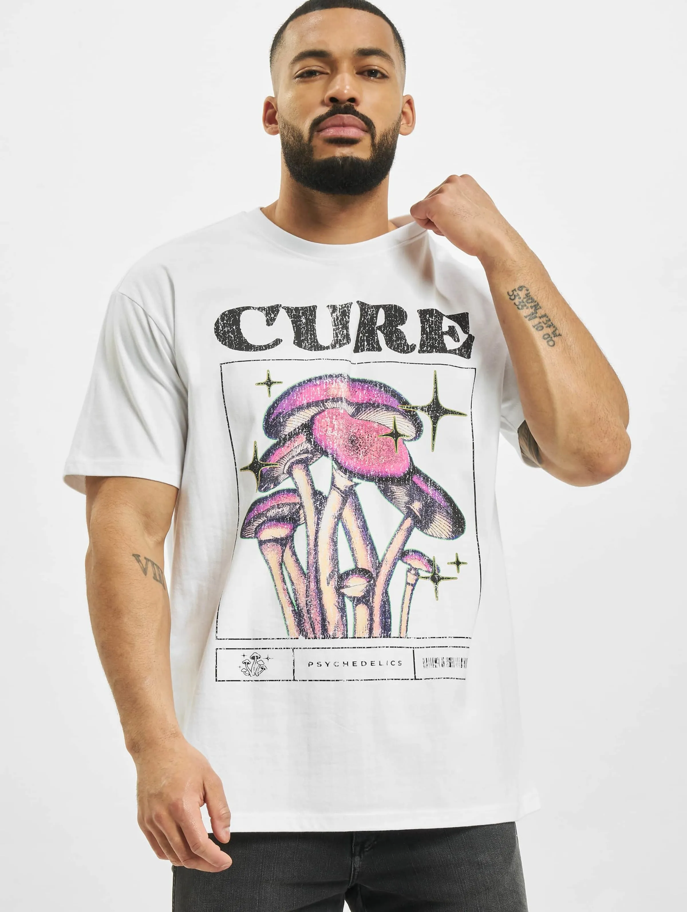 Mister Tee Upscale Cure Oversize