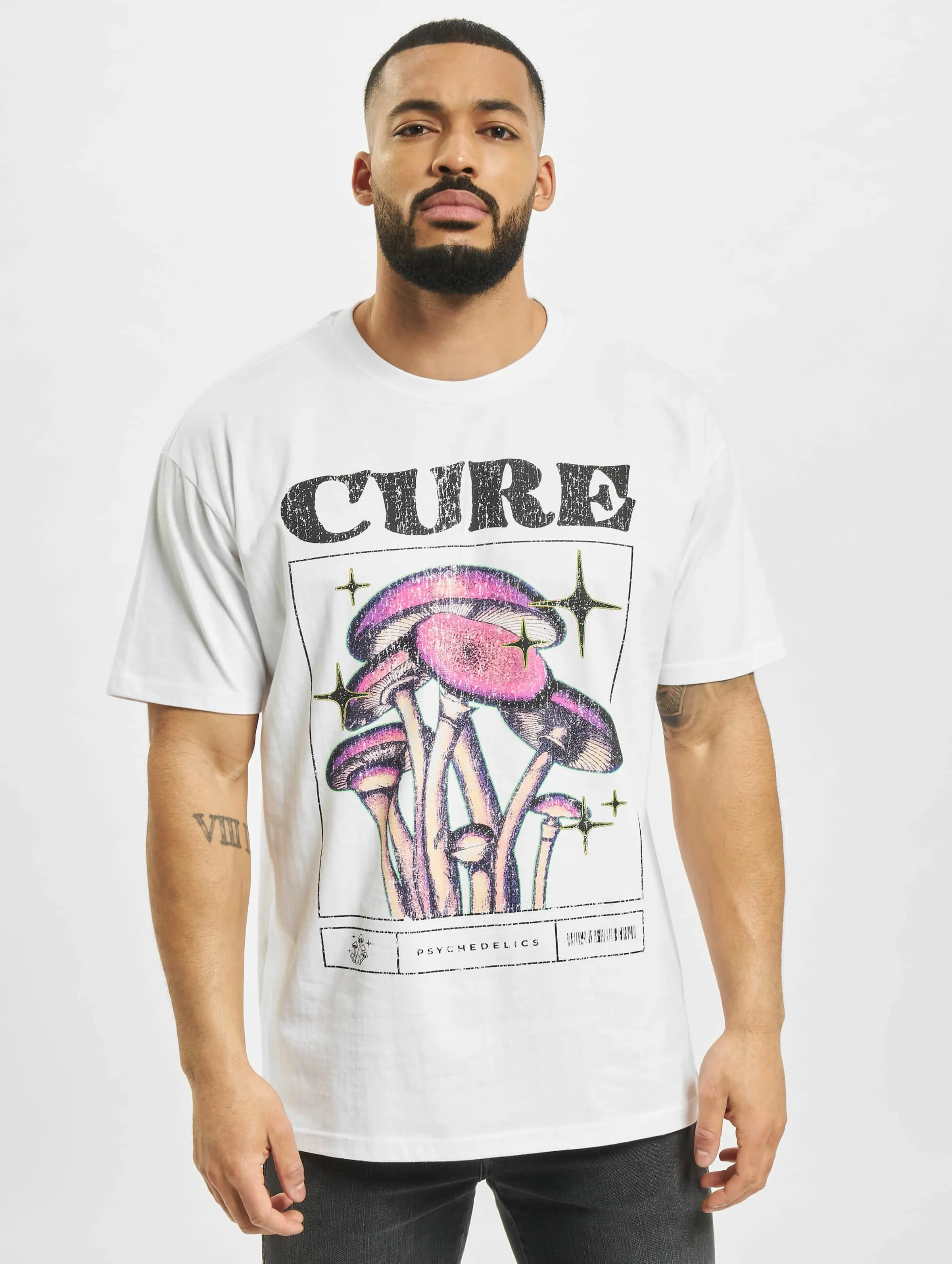 Mister Tee Upscale Cure Oversize