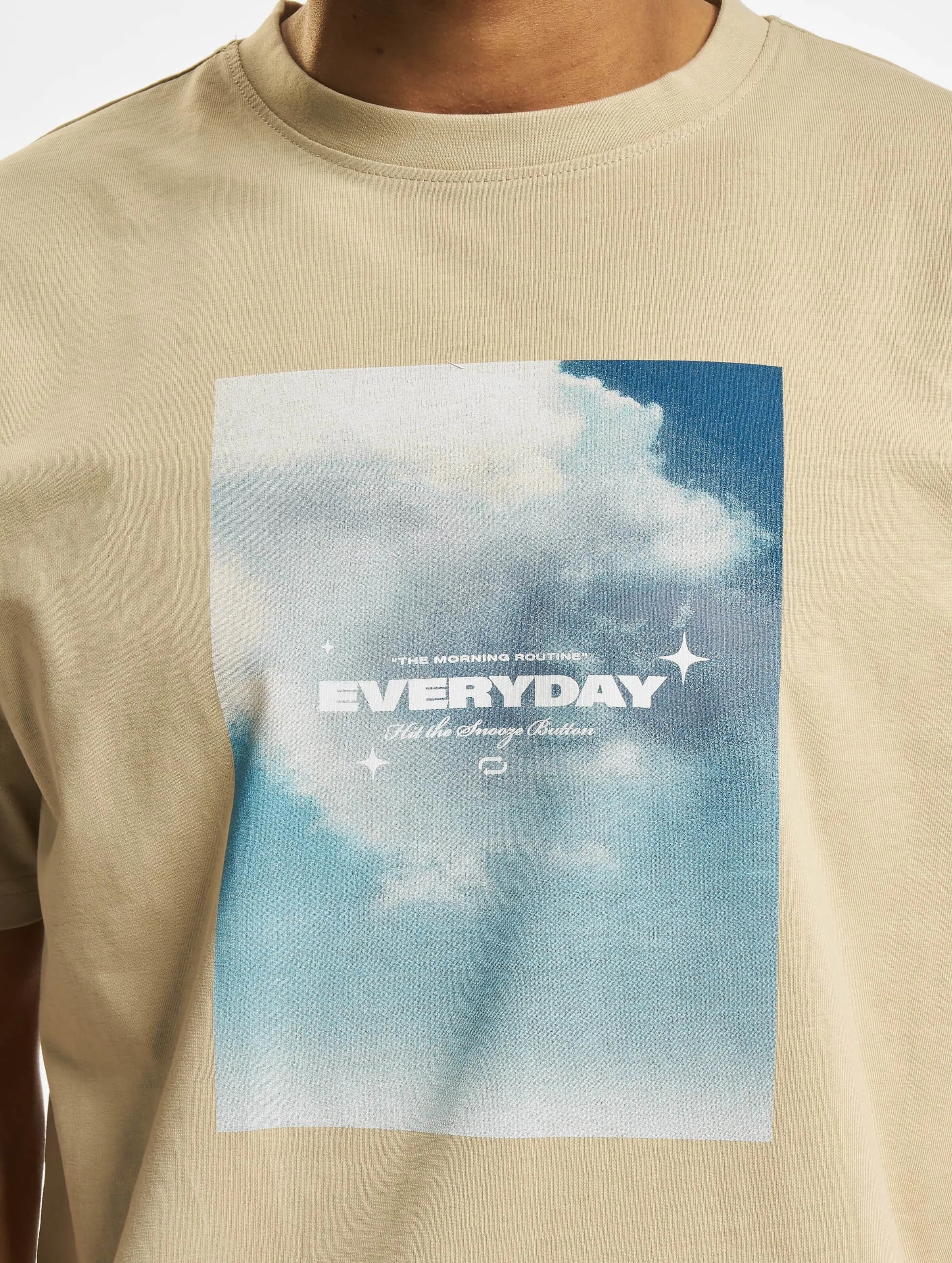 Mister Tee Upscale Everyday Oversize