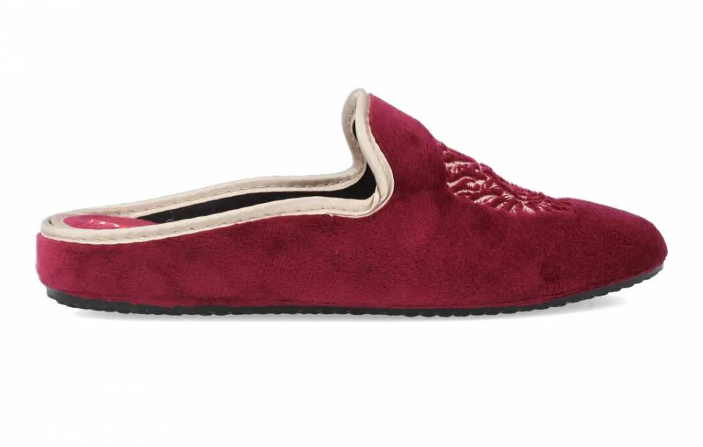 NORTEñAS  ZAPATILLAS DE CASA ESCUDO BORDADO BURDEOS