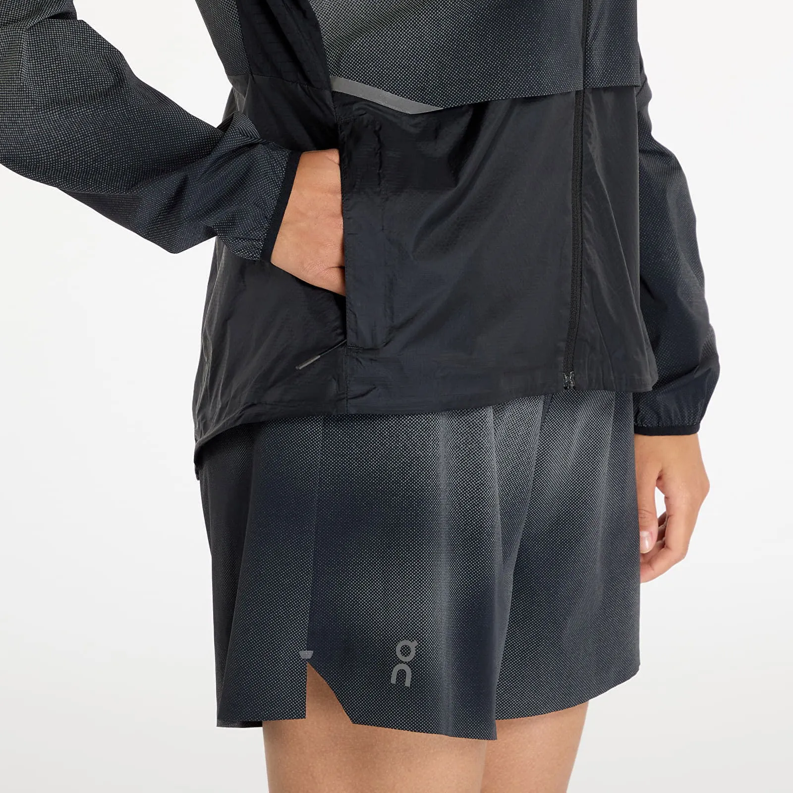 On Running Weather Jacket Lumos Black