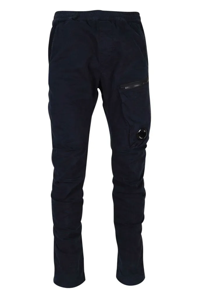Pantalón azul oscuro de satén elástico con bolsillo lateral y logo lente