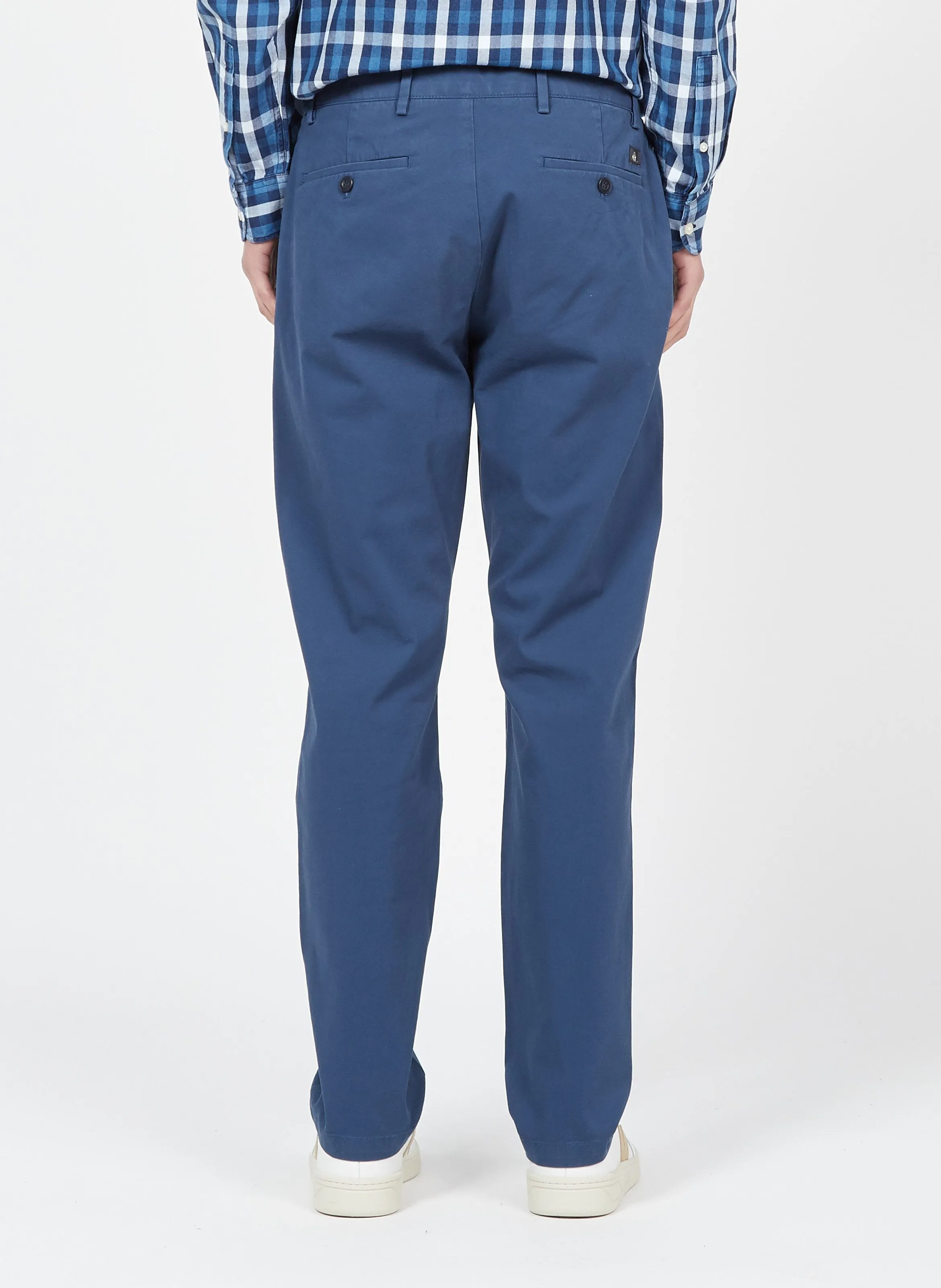Pantalón chino de algodón elástico en azul