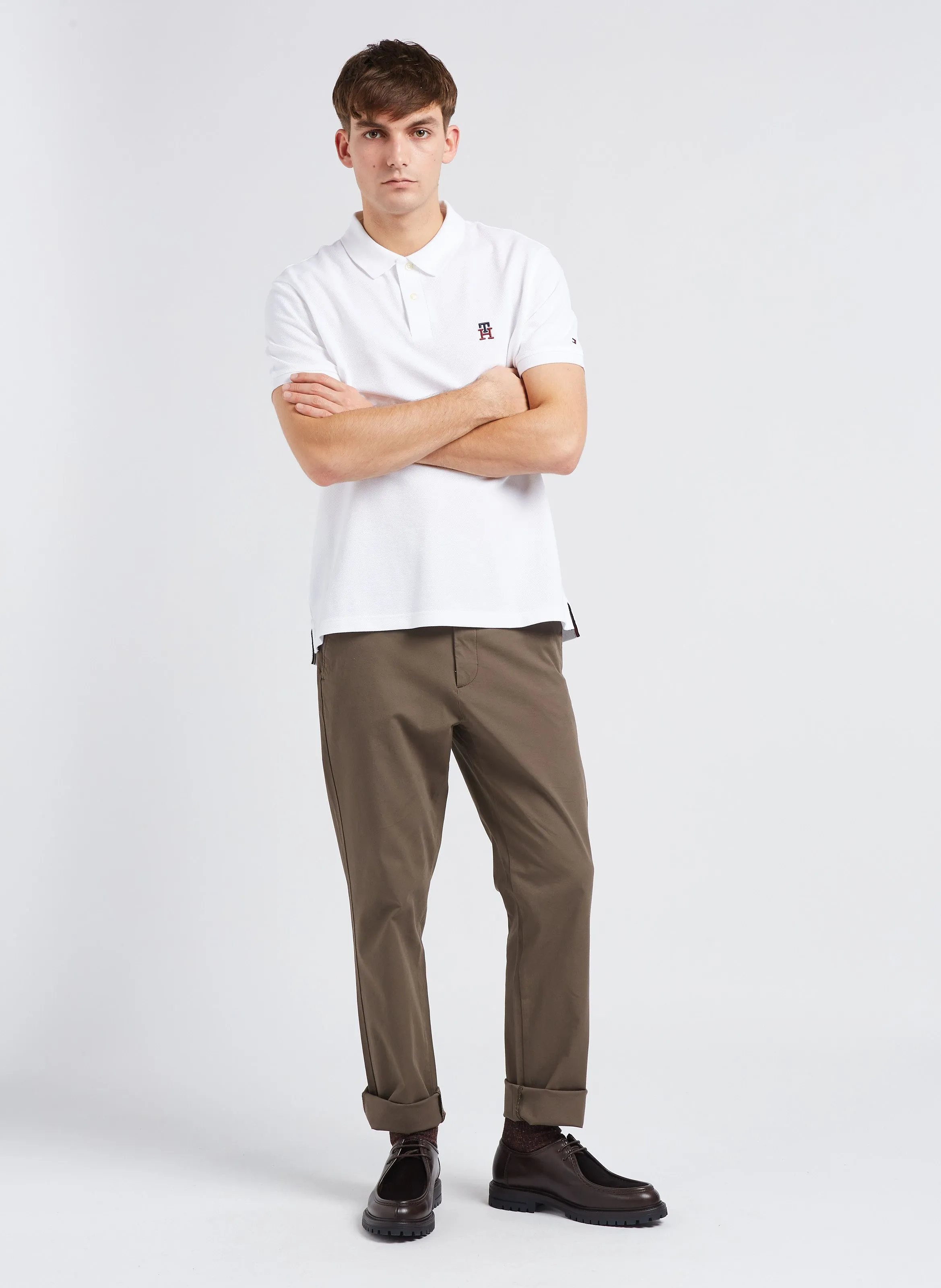 Pantalón chino slim fit de algodón elástico en caqui