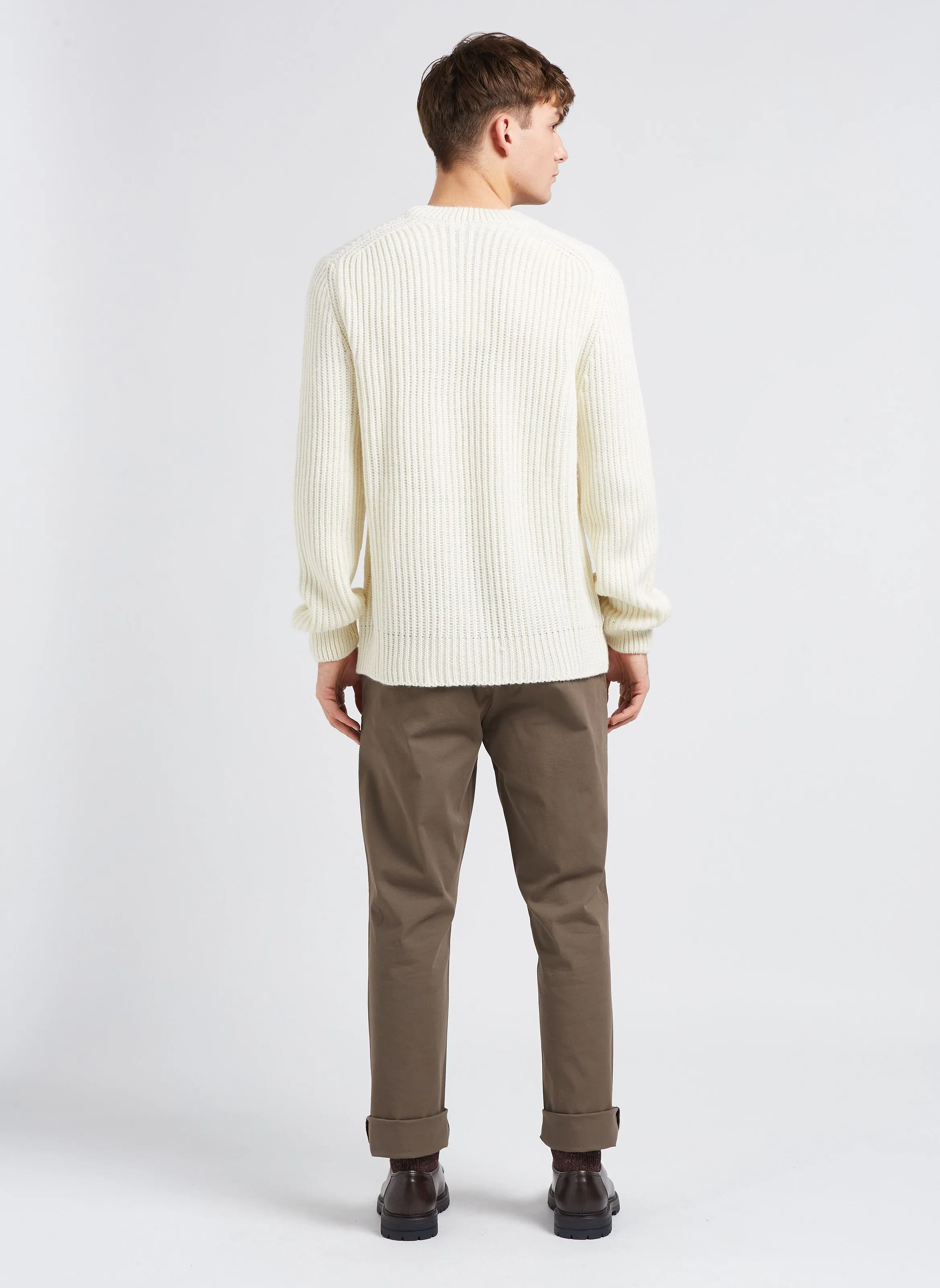 Pantalón chino slim fit de algodón elástico en caqui
