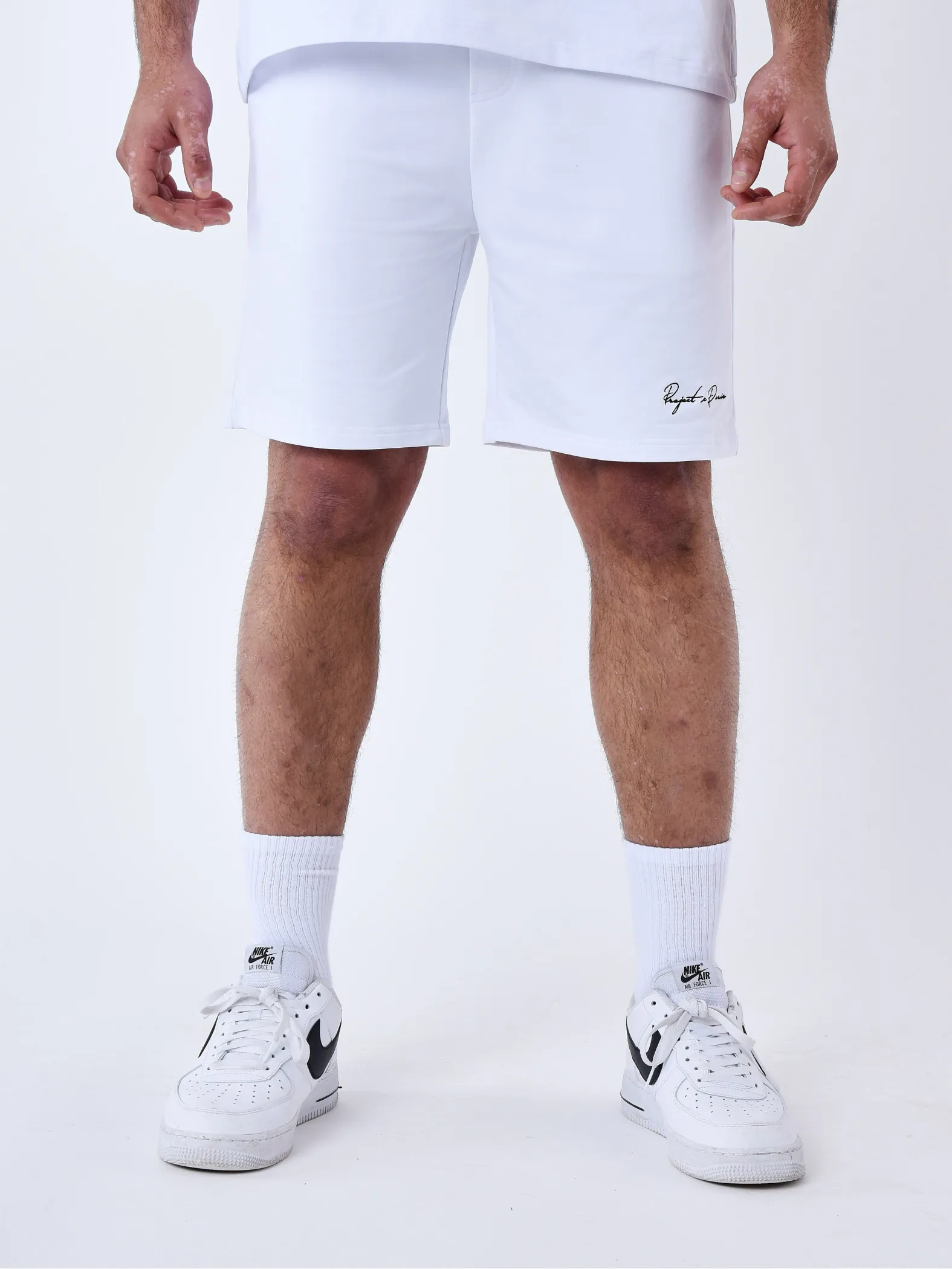 Pantalón corto bordado con el logotipo de Project X Paris