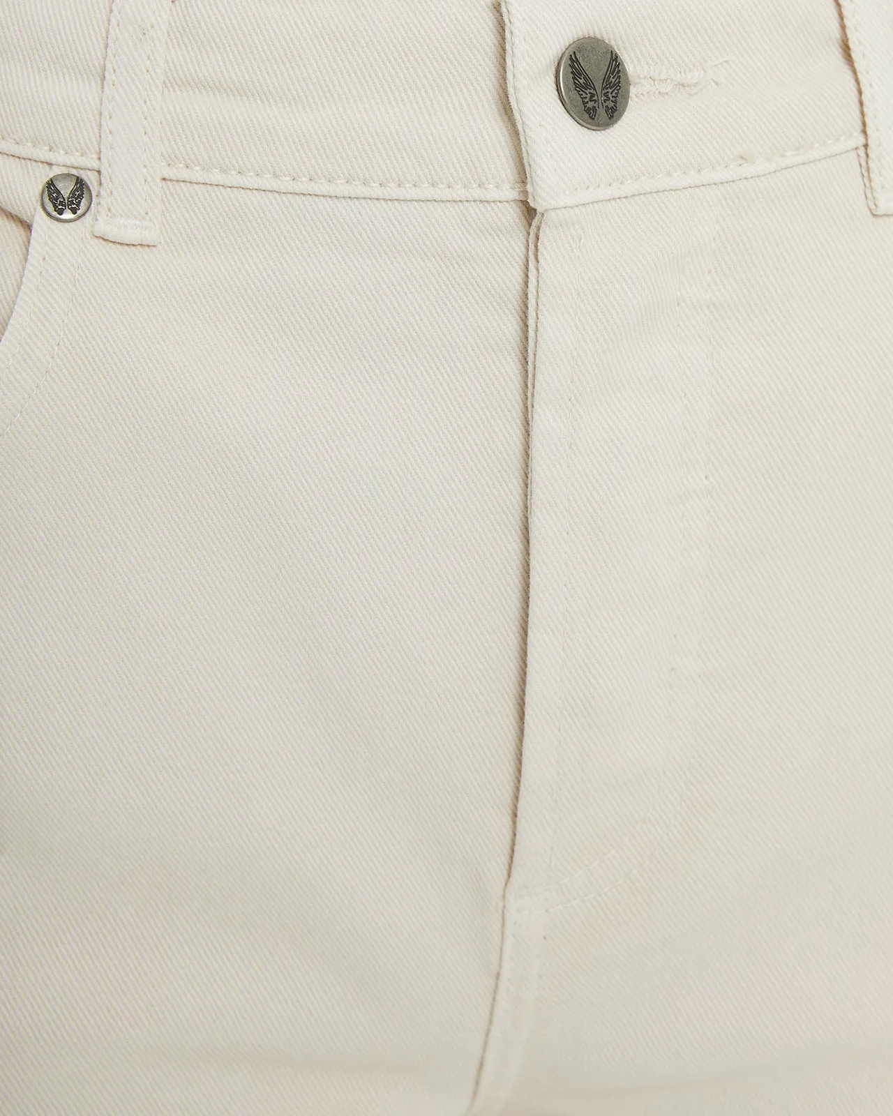 Pantalón recto color crema tiro medio