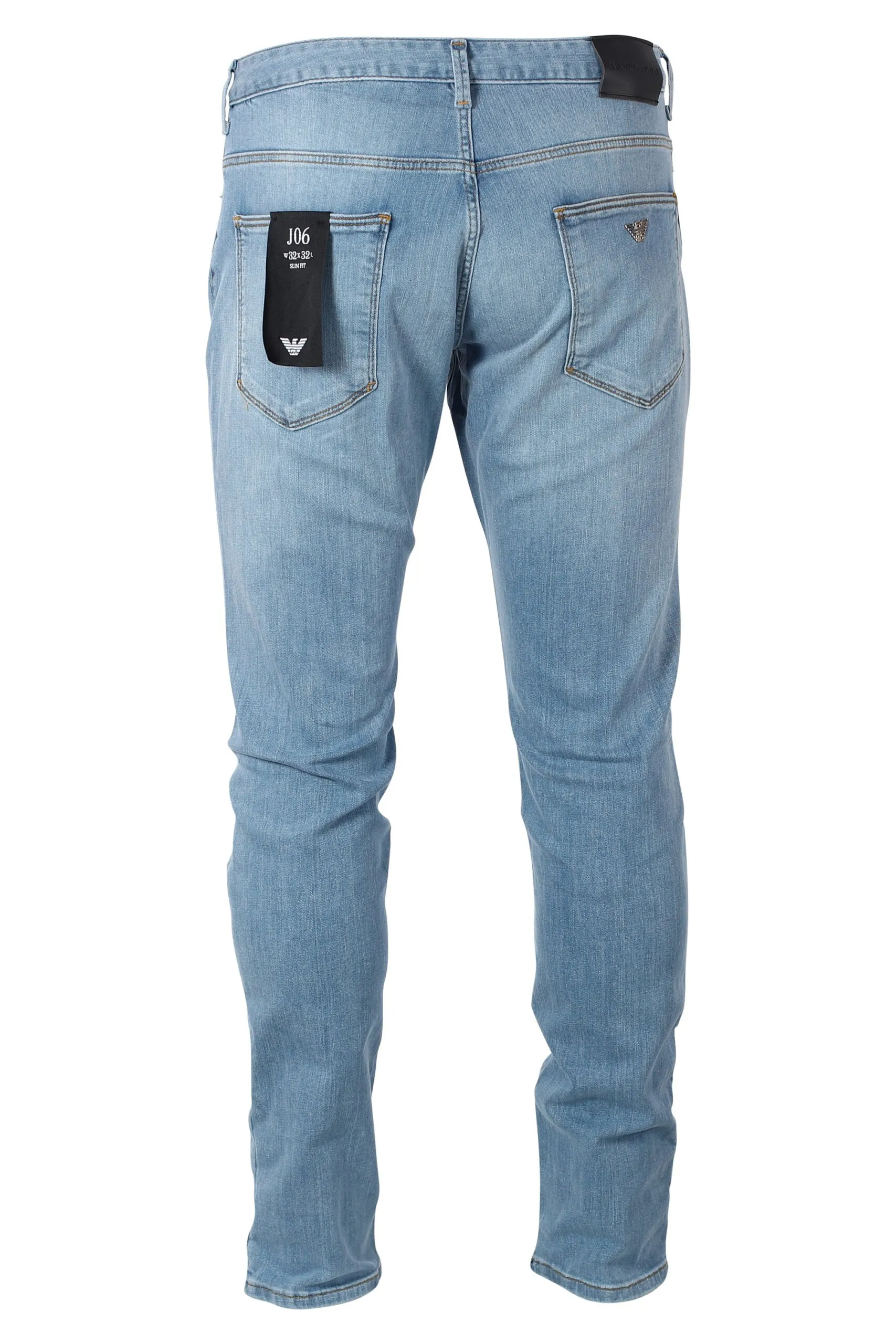 Pantalón vaquero azul claro con minilogo metal