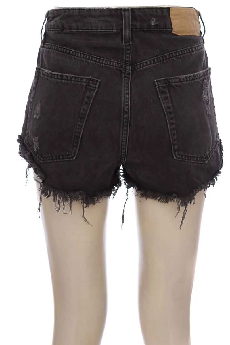 SHORT COLOR NEGRO  DIVIDED BY H&AMP;M