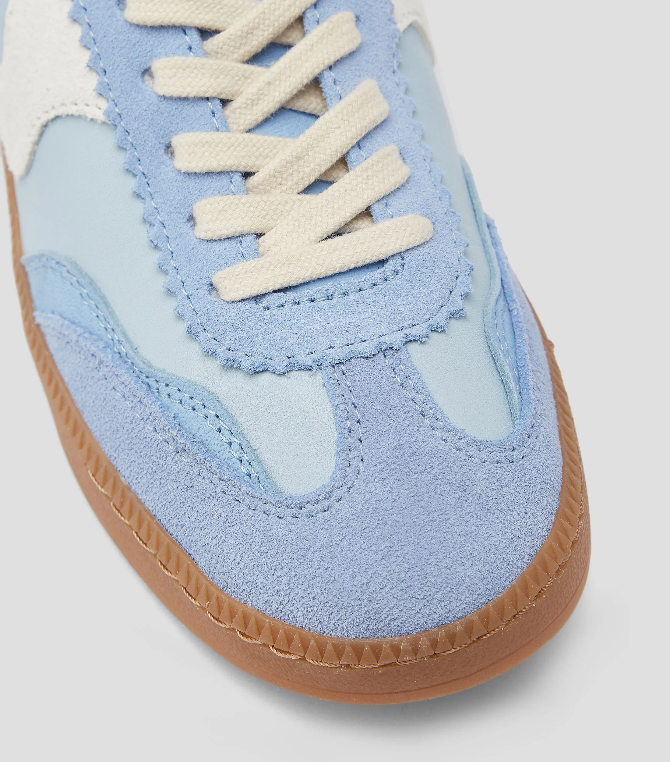 Steve Madden Tenis casuales de piel Notice Mujer