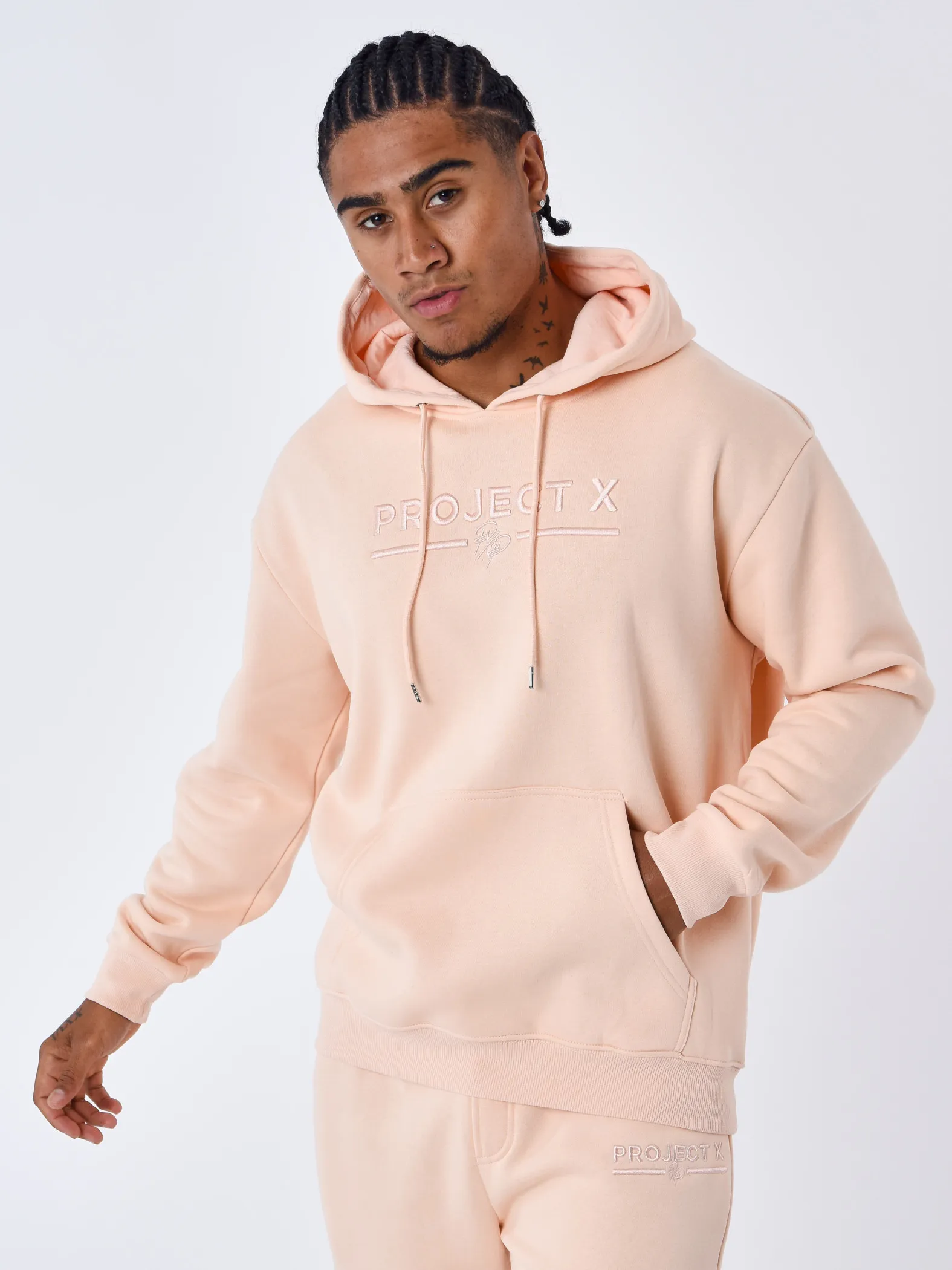 Sudadera básica con capucha