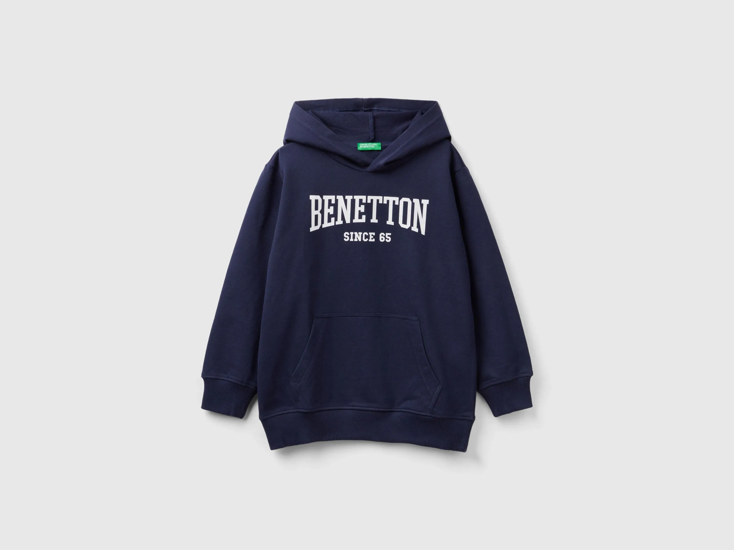 Sudadera ligera con capucha
